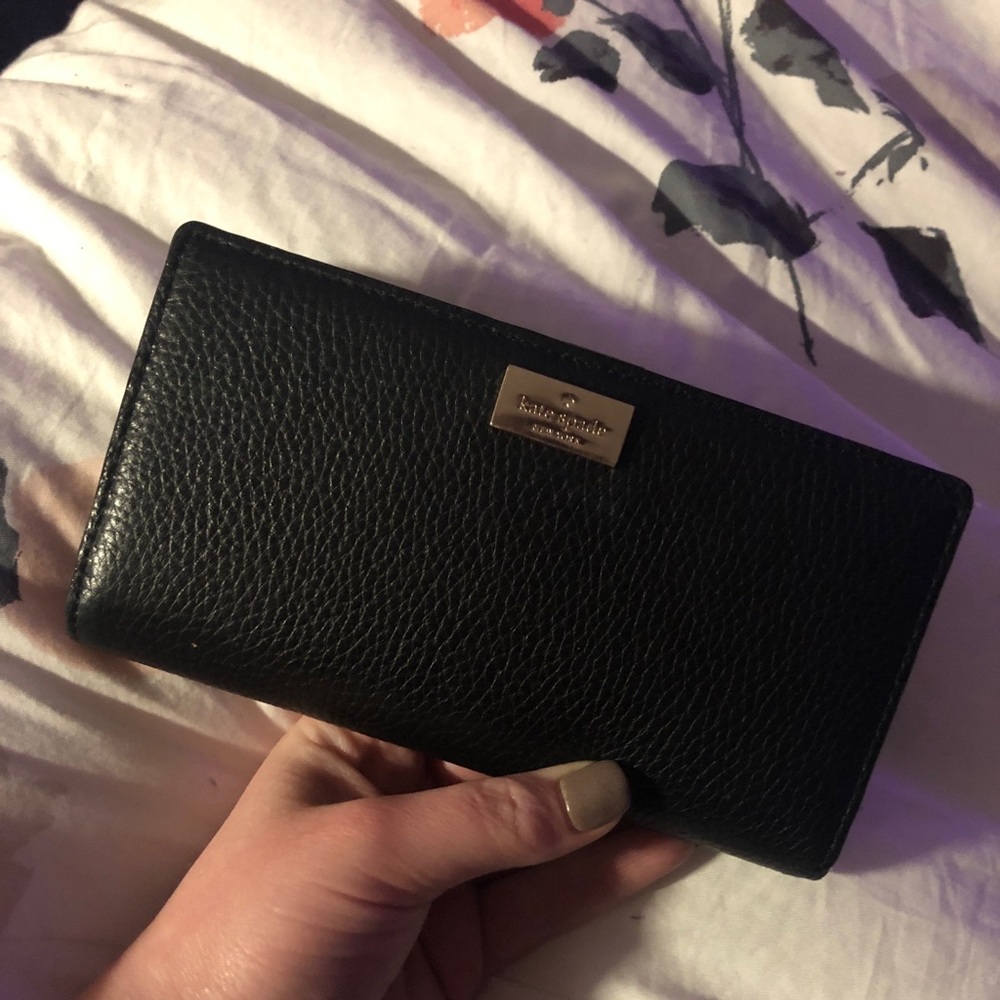 Kate Spade pebbled leather wallet